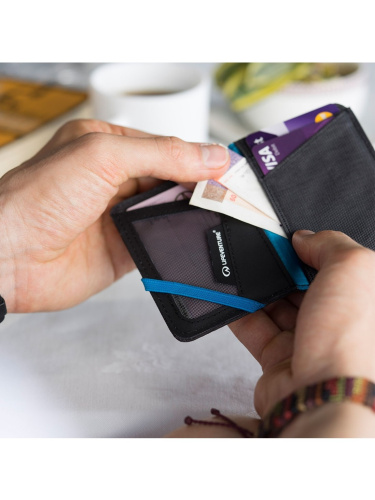 Kaardihoidja Lifeventure RFID ringlussevõetud materjalidest