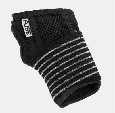 FUSE ALPHA PRO pea kaitse, must/hall, üks suurus