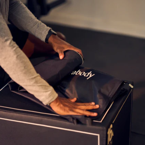 Taastava õhukompressiooniseade Therabody RecoveryAir JetBoots Pro Plus tavaline