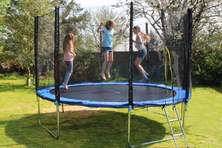 Trampoliin 366 cm turvavõrgu ja redeliga, 12ft (3,66 m)