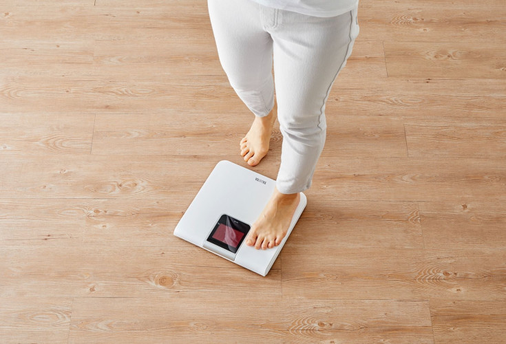 Kehakaalud TANITA HD-395 Bathroom Scale, valge