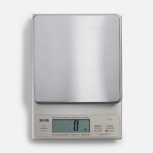 Digitaalne köögi-/toidukaal TANITA KD-321 Kitchen Scale Fluid Conversion, hõbedane.