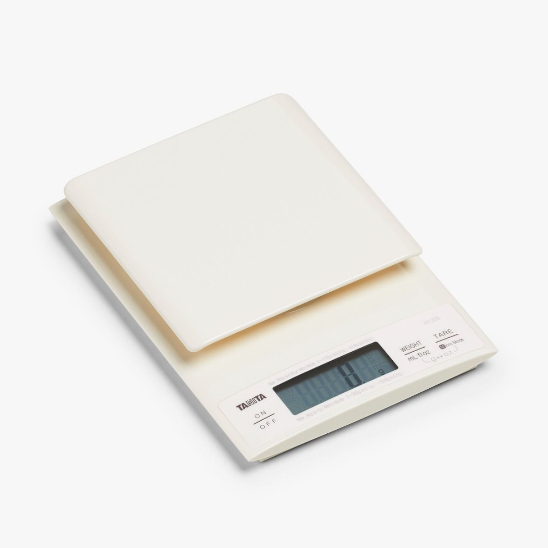 Digitaalne köögi-/toidukaal TANITA KD-320 White Kitchen Scale, valget värvi.